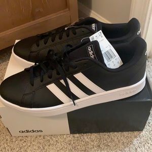 Brand new men’s grand court base Adidas sneakers